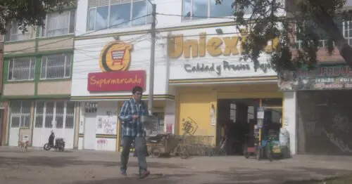 SUPERMERCADO UNI EXITO SUPERMERCADO UNI EXITO